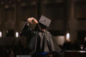 How to Get a Full-Ride Scholarship: Strategies and Requirements