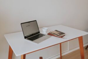 scholarships for laptops