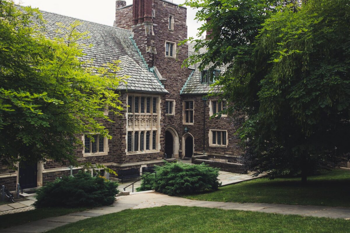 transfer student scholarships